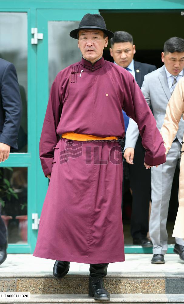 Mongolia to pick new president in runoff for 1st time