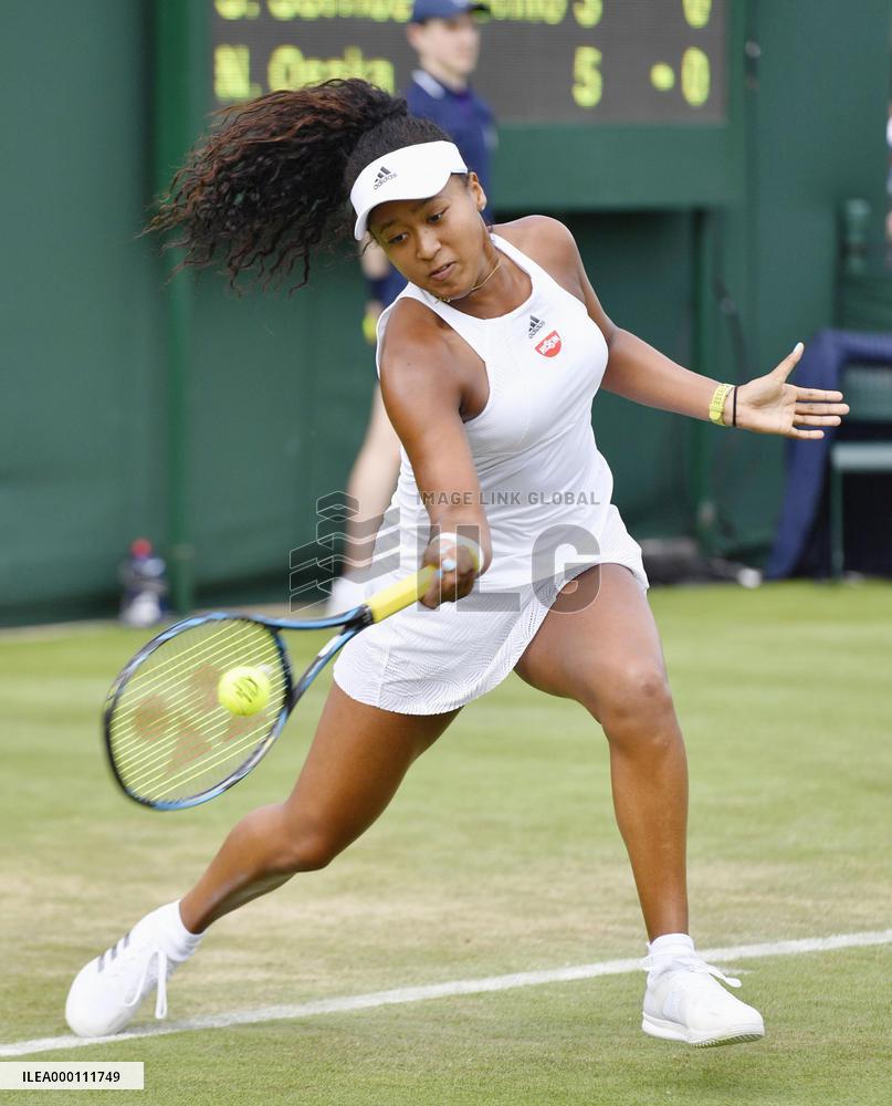 Tennis: Japan's Osaka moves into Wimbledon 2nd round