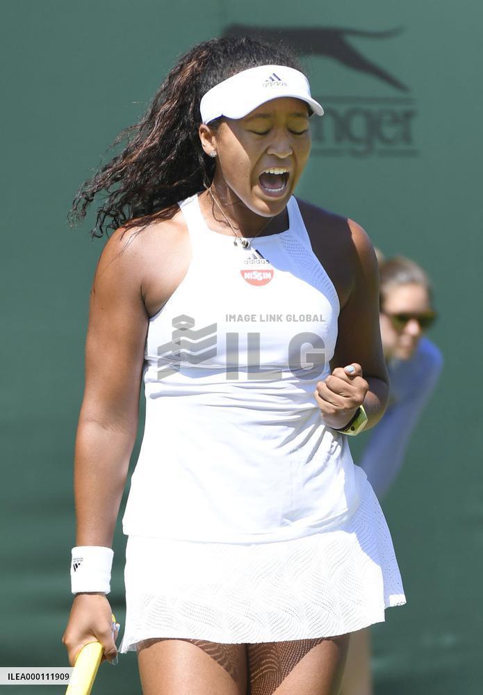 Tennis: Japan's Osaka through to Wimbledon 3rd round