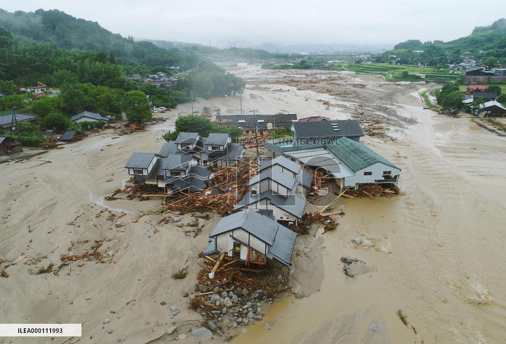 Deadly heavy rain hits southwestern Japan