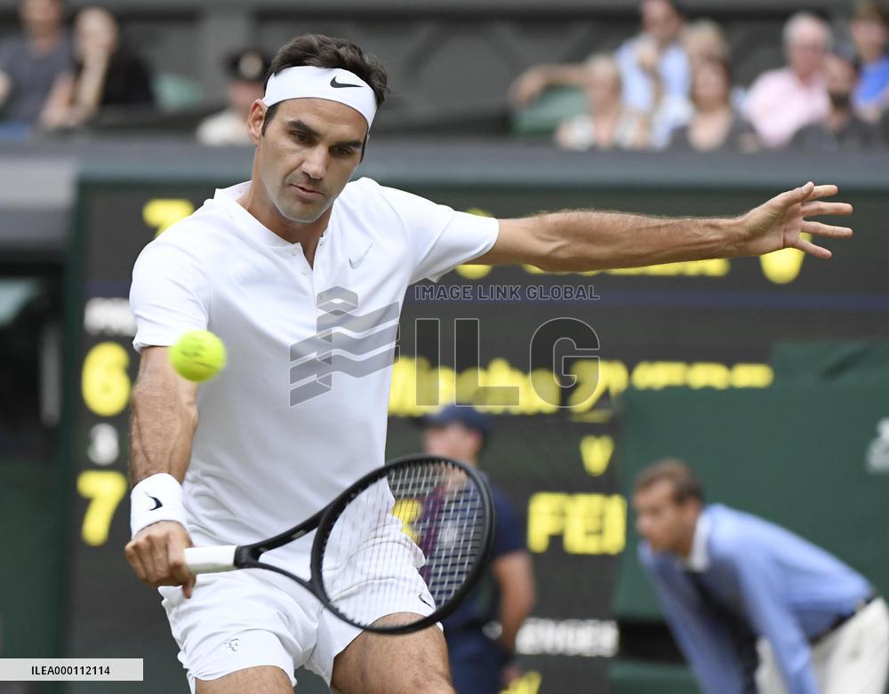 Tennis: Federer beats Zverev in Wimbledon 3rd round