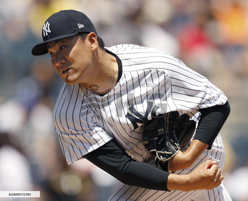 Tanaka suffers 8th loss