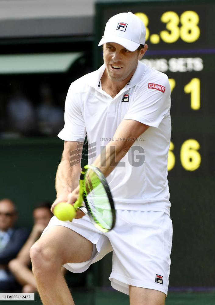 Tennis: Querrey upsets Murray to reach Wimbledon semis