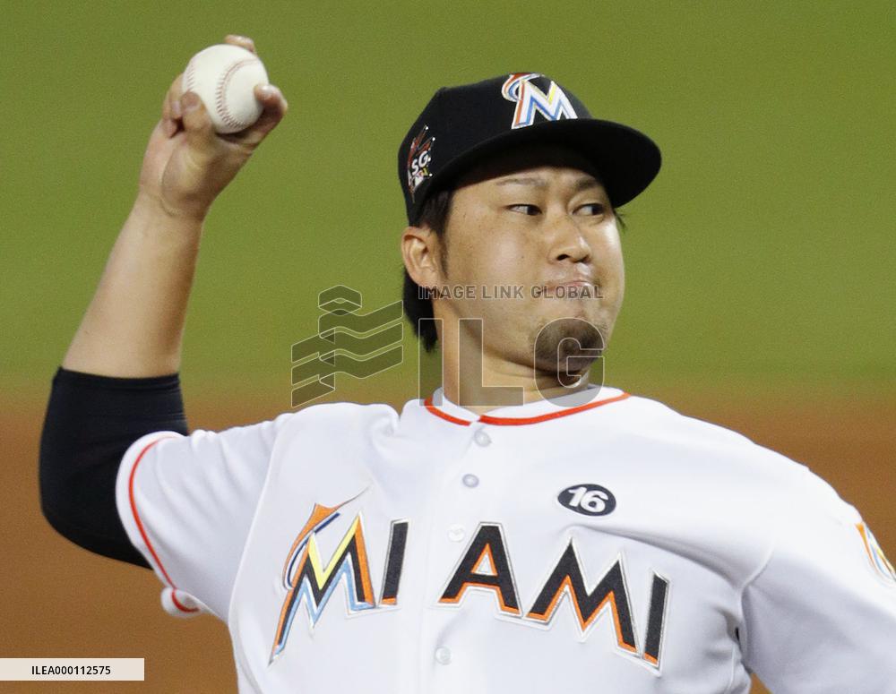 Marlins' Tazawa pitches scoreless inning of relief