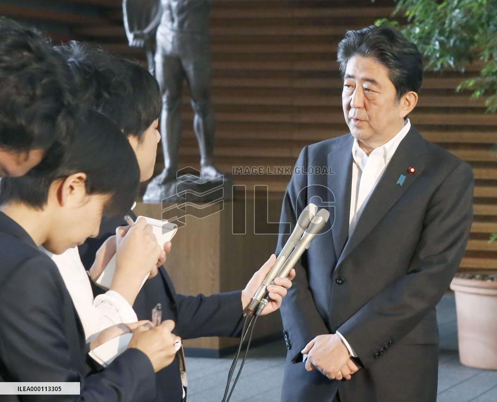 Japan PM Abe accepts defense chief Inada's resignation