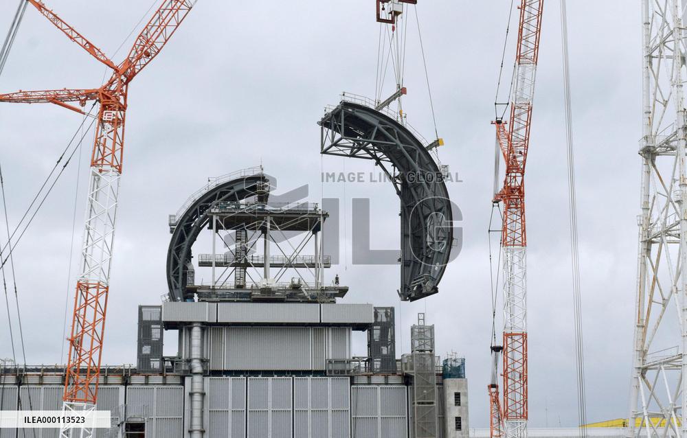 Fukushima nuclear power plant prepares for spent nuclear fuel removal