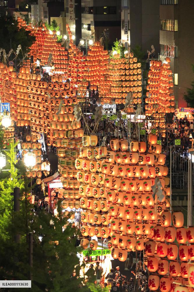 Kanto Festival begins in Akita