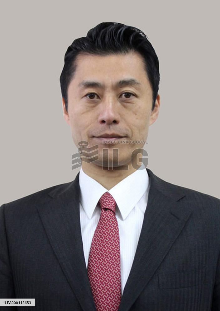 Ex-minister Hosono to leave opposition Democratic Party