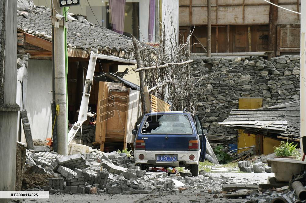 Search and rescue work continues in China's quake-hit Sichuan