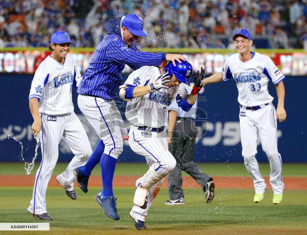 Baseball: Kuramoto's walk-off double lifts DeNA over Chunichi
