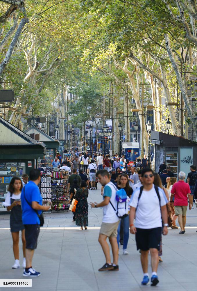 13 dead, about 100 hurt in IS-claimed terror attack in Spain