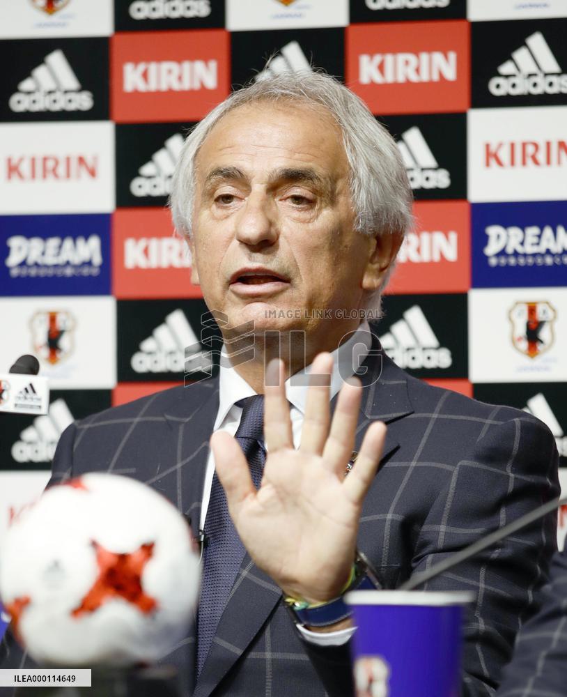 Soccer: Japan coach names squad for World Cup final-round qualifiers