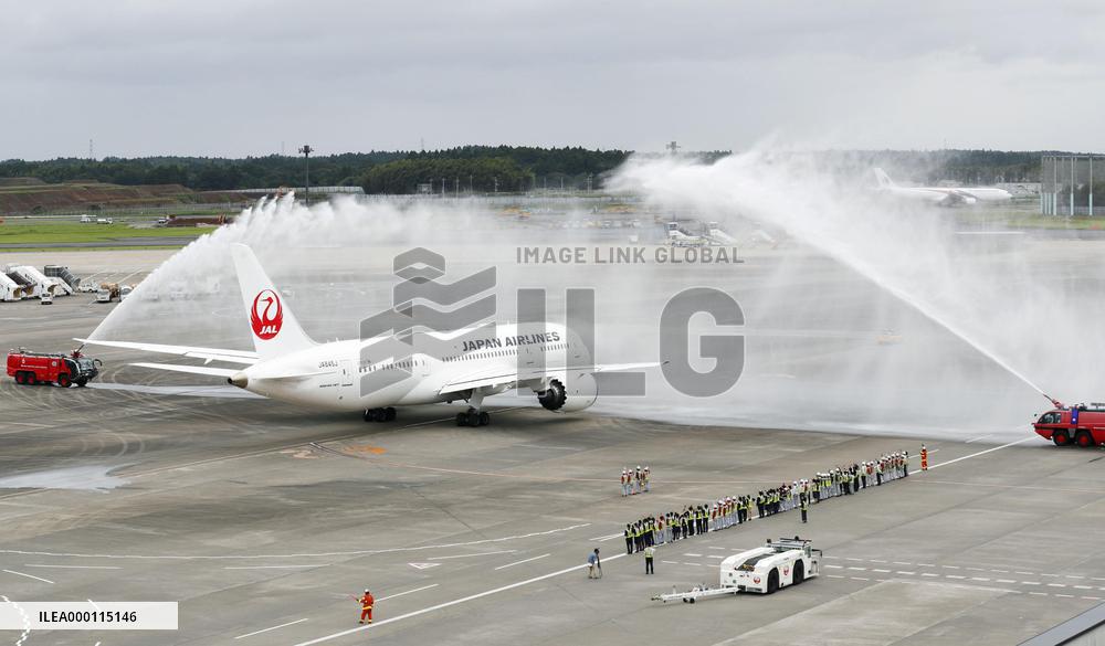 JAL launches Narita-Melbourne flights