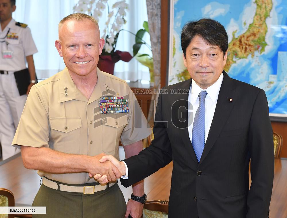 Japan's defense chief, U.S. commander meet over troubled Ospreys