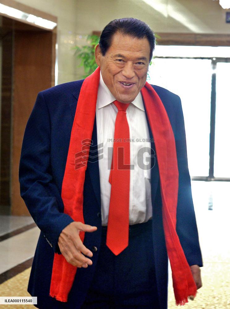 Japanese lawmaker Inoki arrives in N. Korea amid high tension