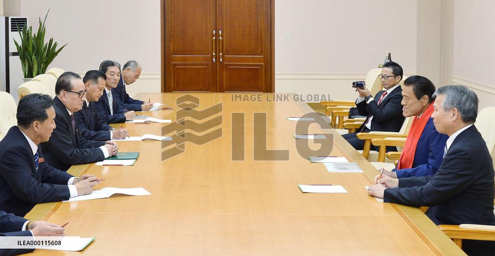 Japanese lawmaker Inoki meets senior N. Korean official