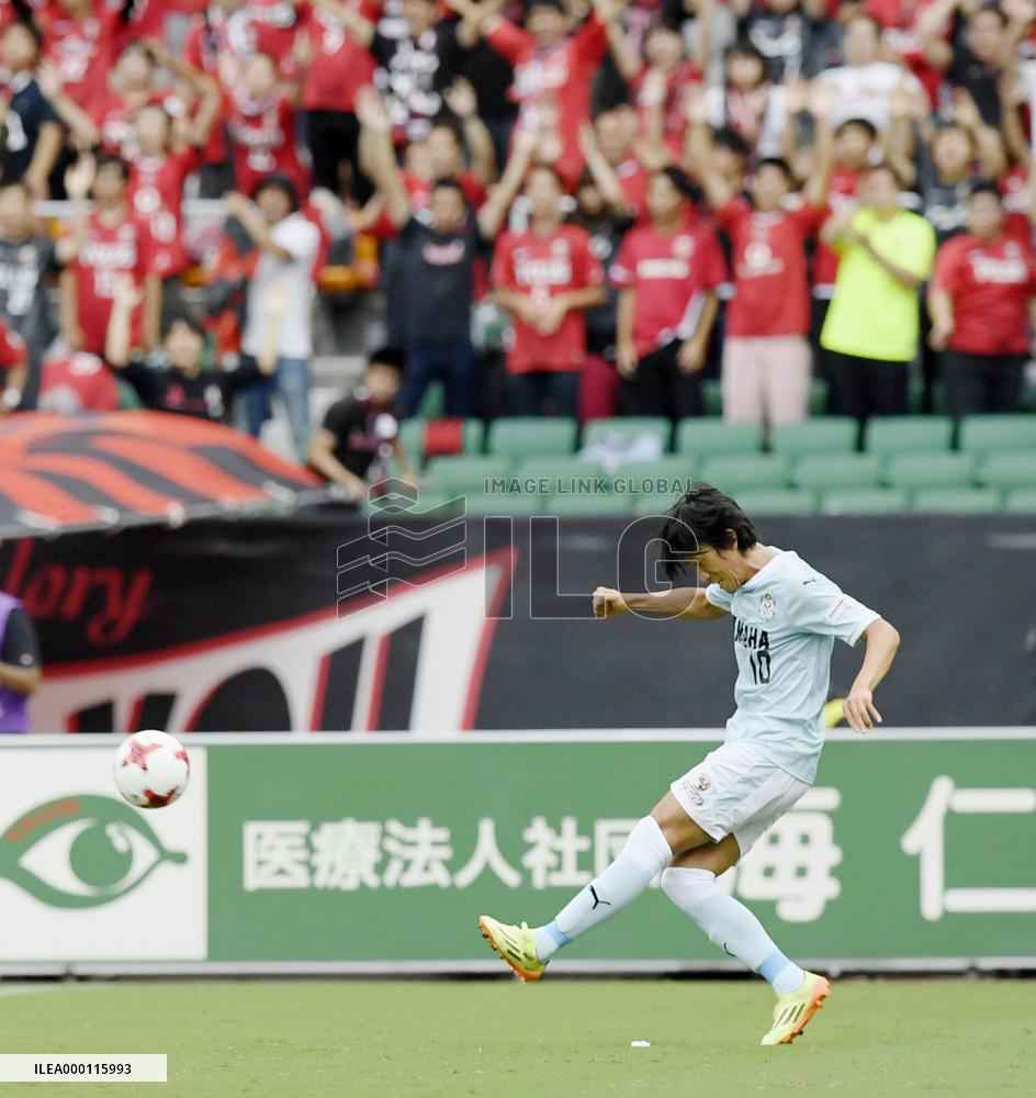 Soccer: Koroki strike salvages draw against Jubilo