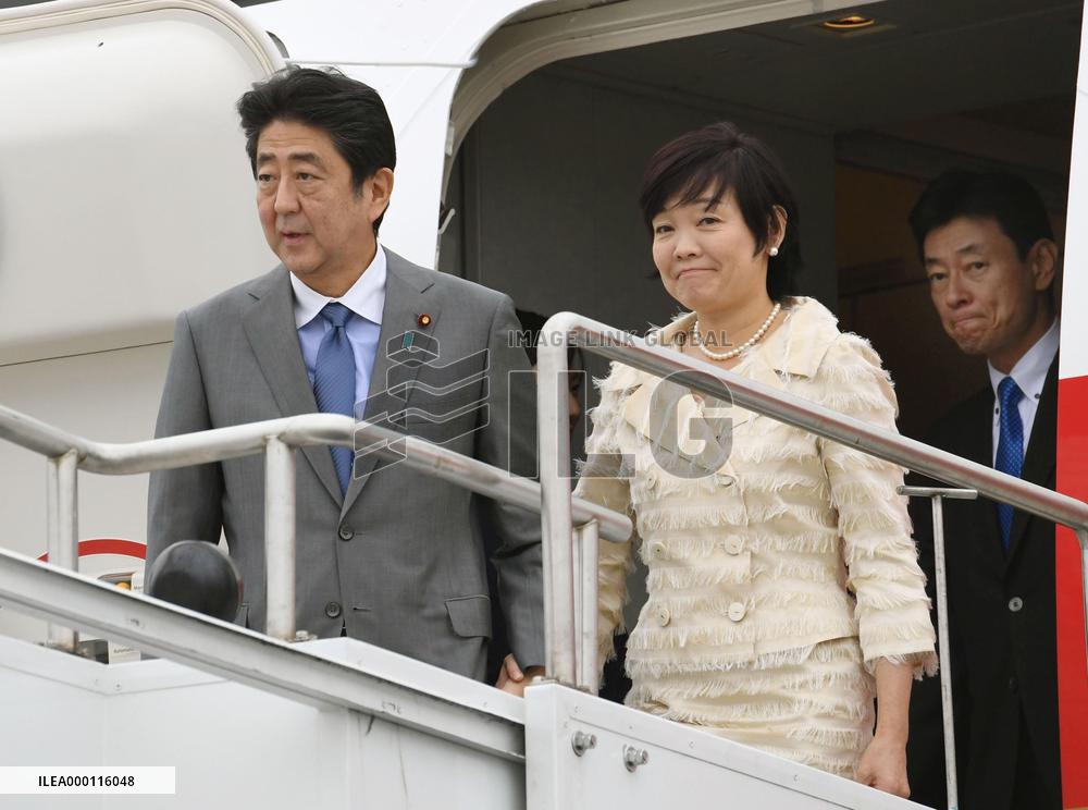 Abe arrives in New York for U.N. General Assembly