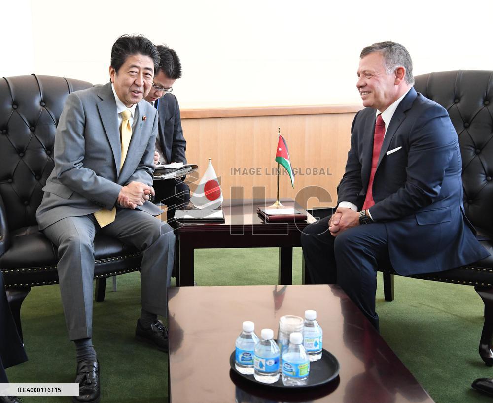 Japan PM Abe, Jordanian king discuss N. Korea