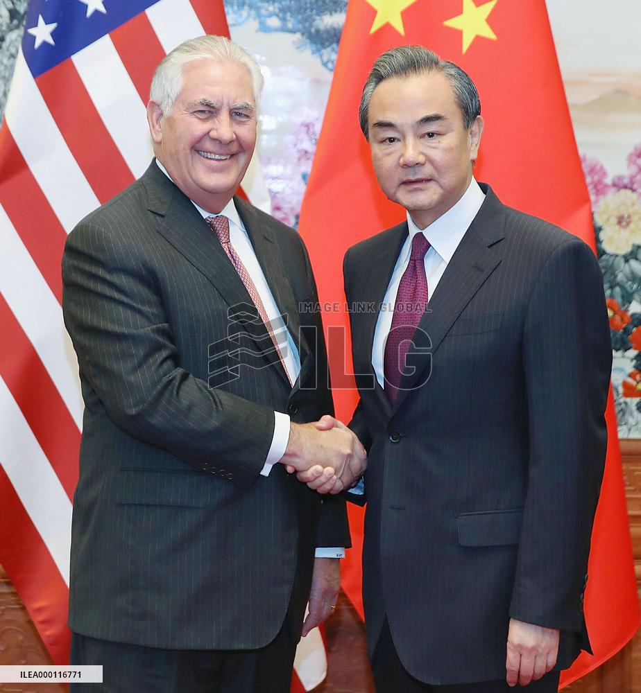 Tillerson, China foreign chief meet amid U.S.-N. Korea tension