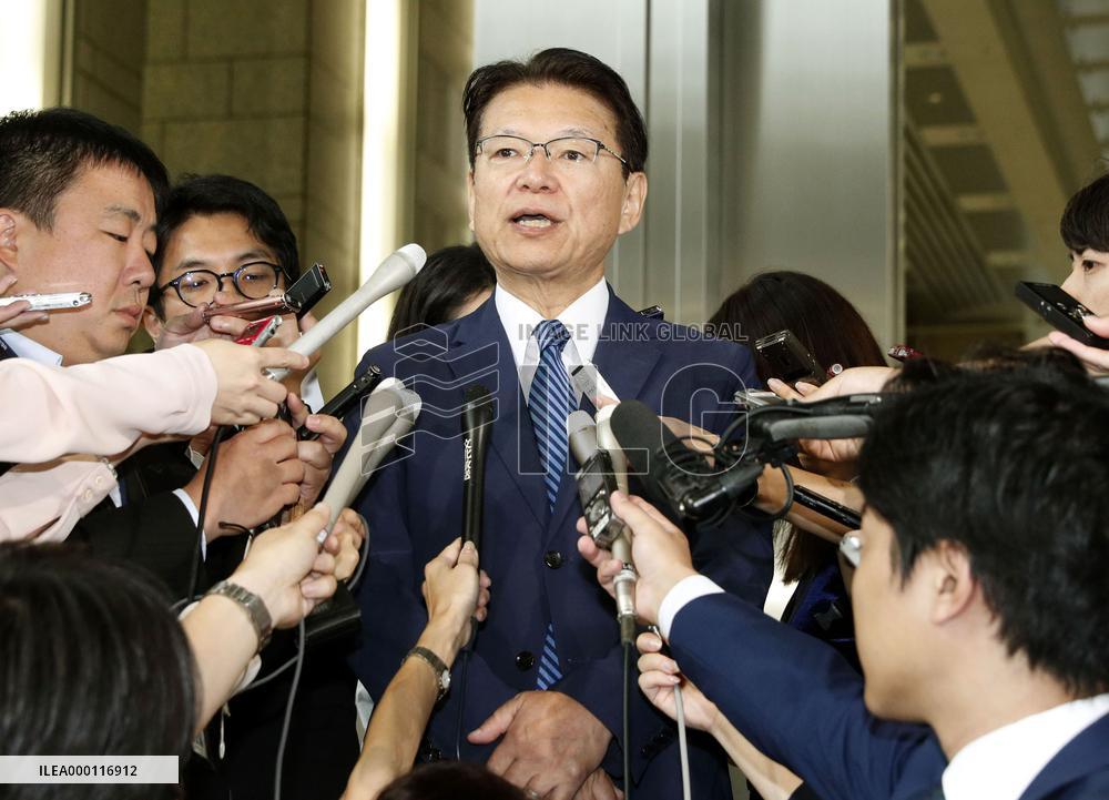 Pro-Constitution group registers with election authorities