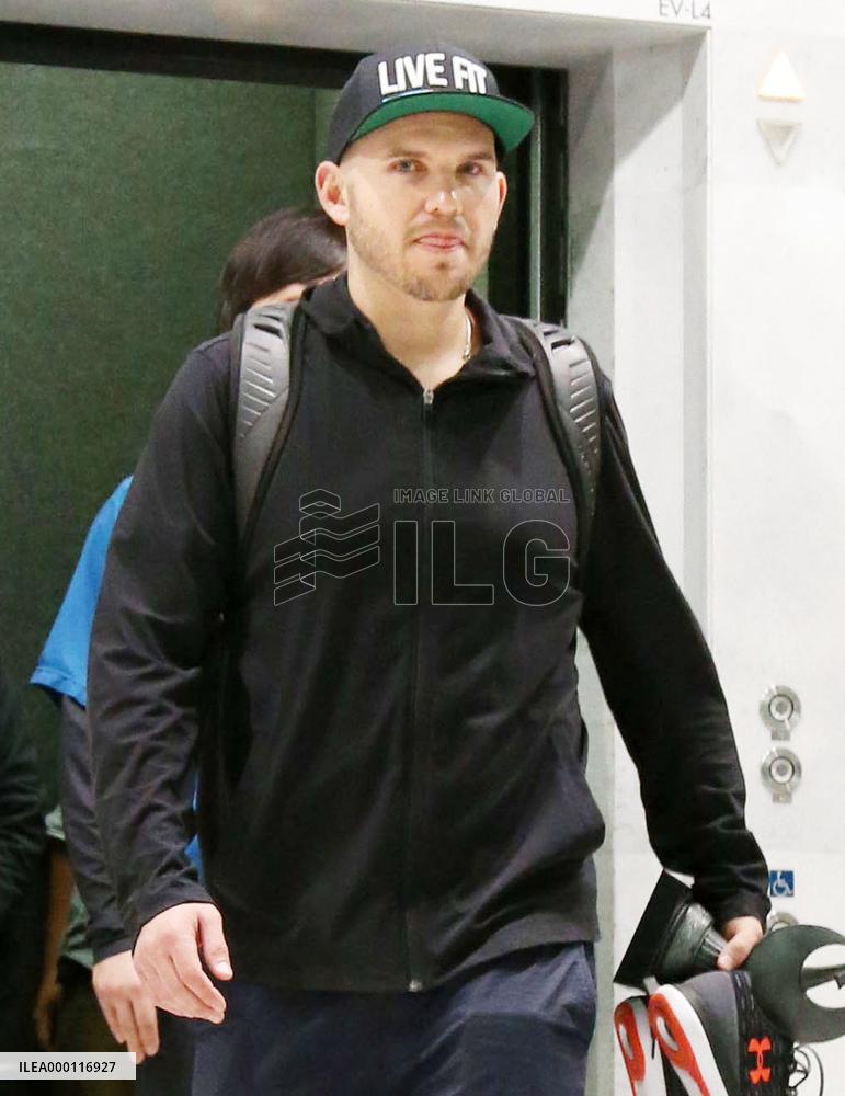 Laird to fly home after relative dies in Las Vegas shooting