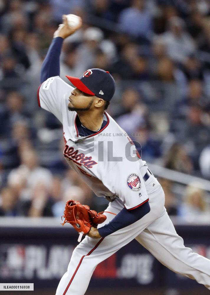 Baseball: Yankees-Twins AL wild-card game