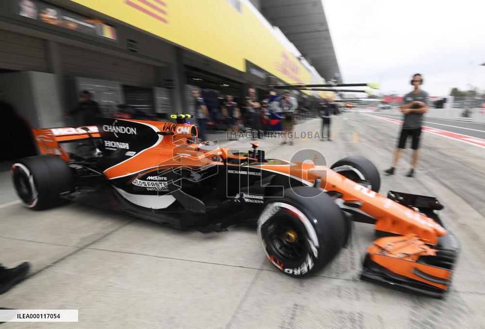 Motor racing: Vandoorne at Japanese Grand Prix