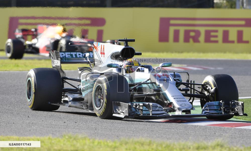 Hamilton wins F1 Japanese GP