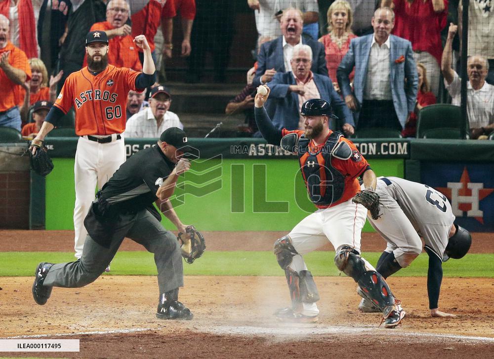 Baseball: Astros take ALCS opener