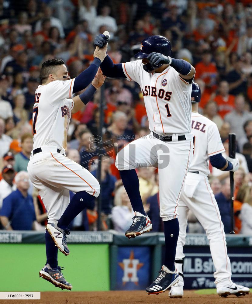 Astros beat Yankees in NLCS