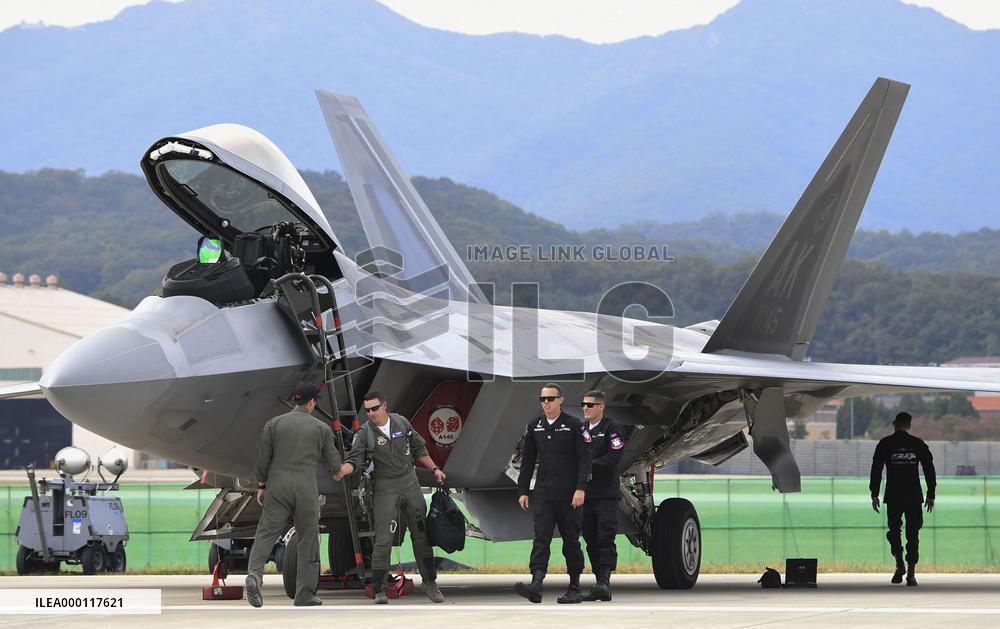 U.S. F-22 stealth fighter in South Korea