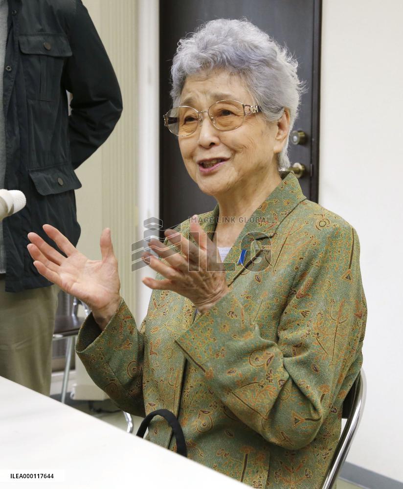 Abductee Megumi Yokota's mother meets press