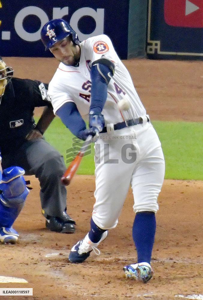 Dodgers beat Astros 6-2 World Series Game 4