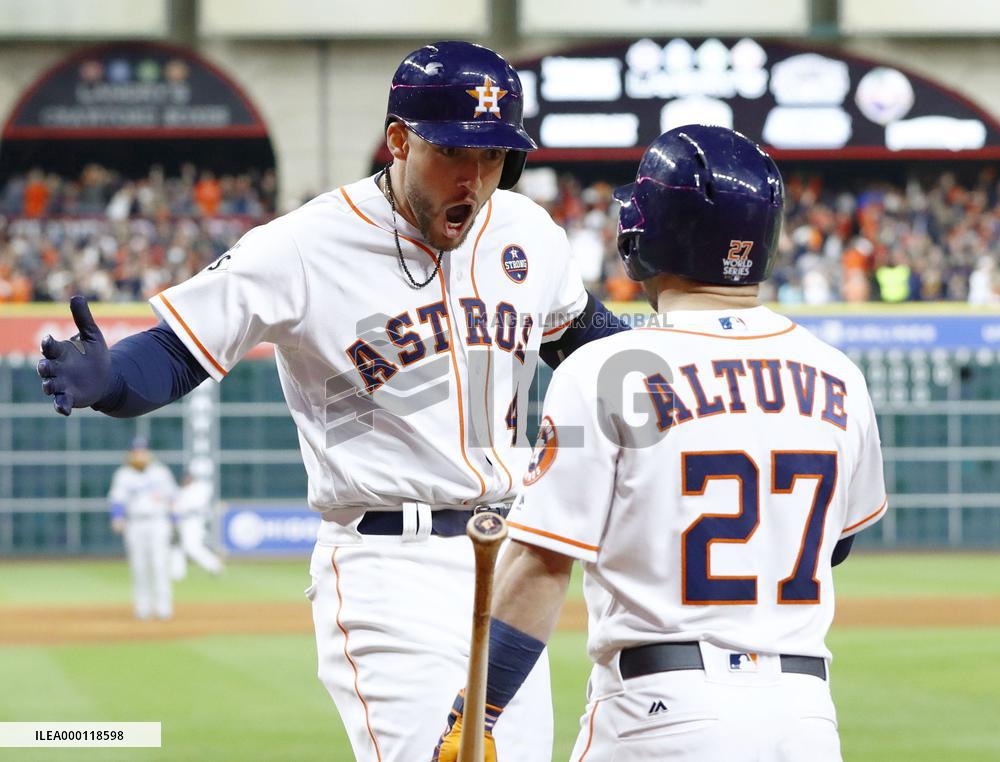 Dodgers beat Astros 6-2 World Series Game 4