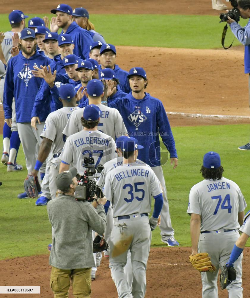 Dodgers beat Astros 6-2 in World Series Game 4