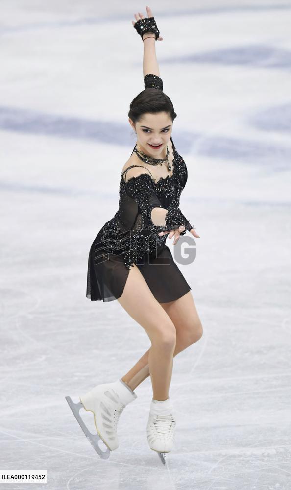 Figure skating: Medvedeva wins NHK Trophy