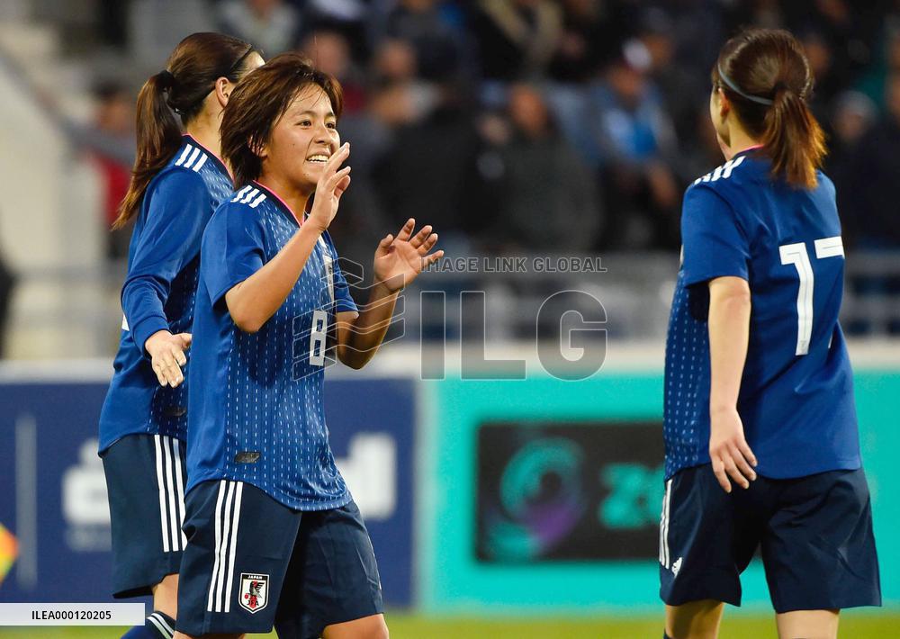 Soccer: Japan beat Jordan