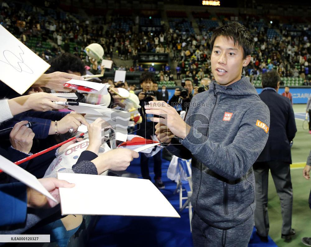 Nishikori at charity event