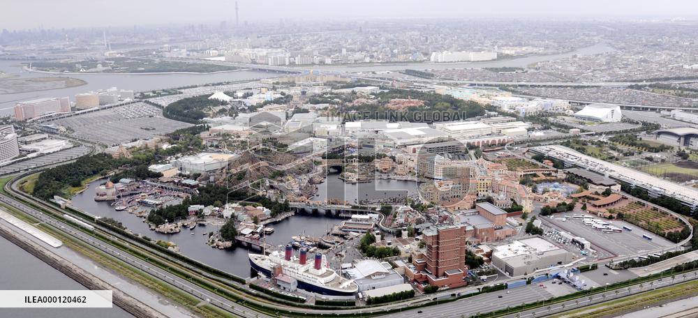 Tokyo Disney Resort operator planning 300 bil. yen expansion