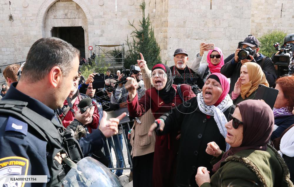 Anti-Trump protests continue in Jerusalem