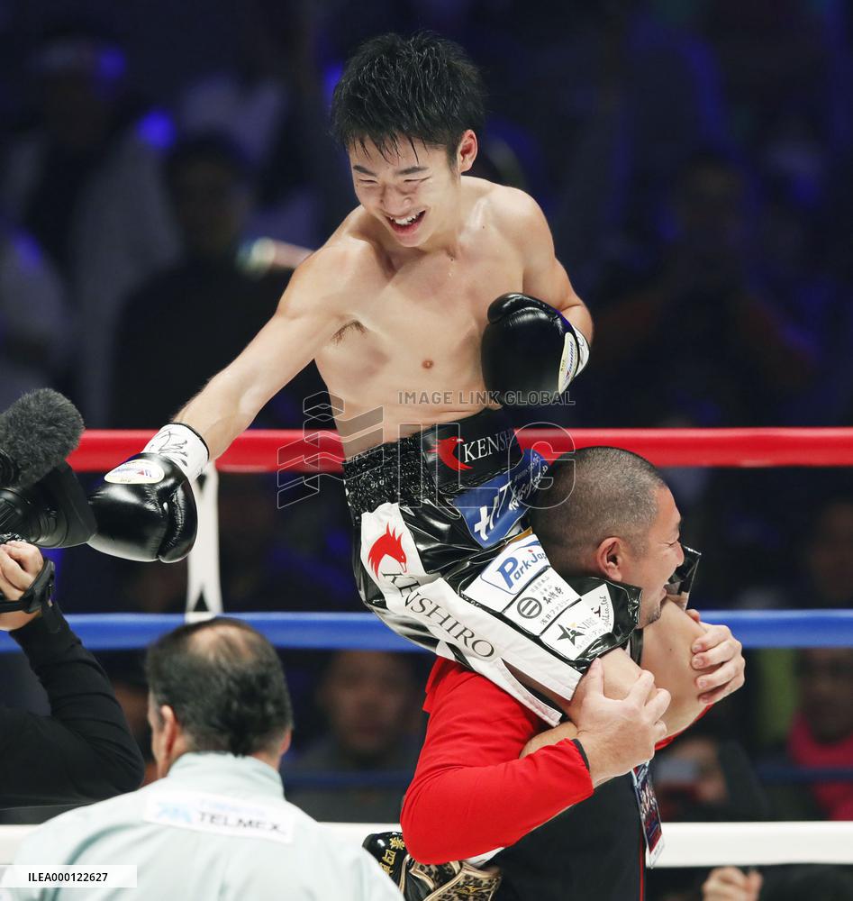 Ken Shiro cruises in 2nd defense of WBC light fly title