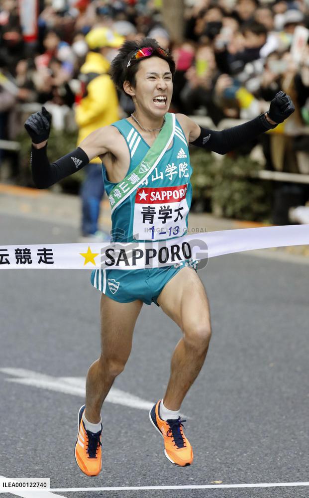 Aoyama Gakuin wins Tokyo-Hakone ekiden road relay