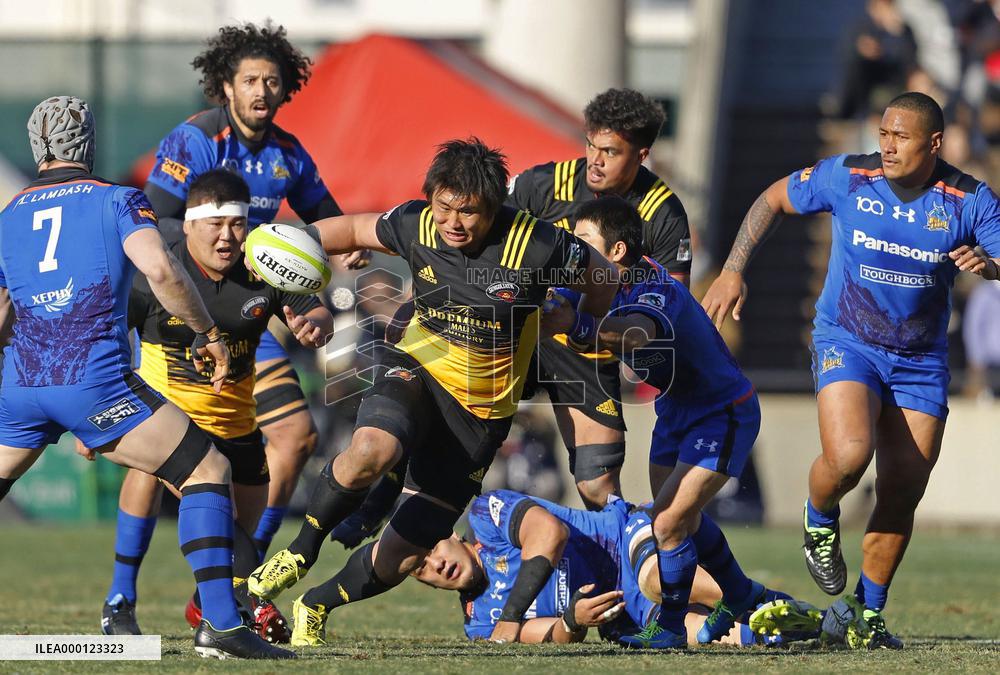 Suntory's Makabe in rugby final