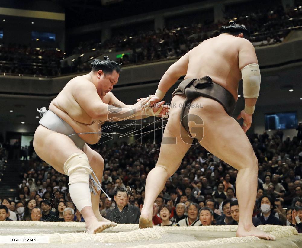 New Year Grand Sumo Tournament 3rd day