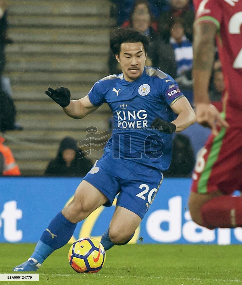 Football: Leicester's Okazaki