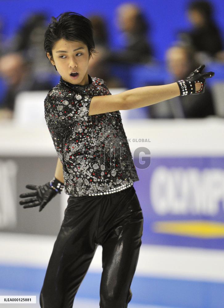 Figure skating: Hanyu