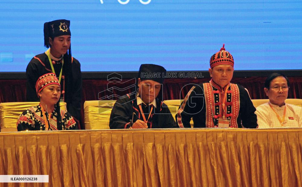 2 ethnic armed groups sign cease-fire agreement