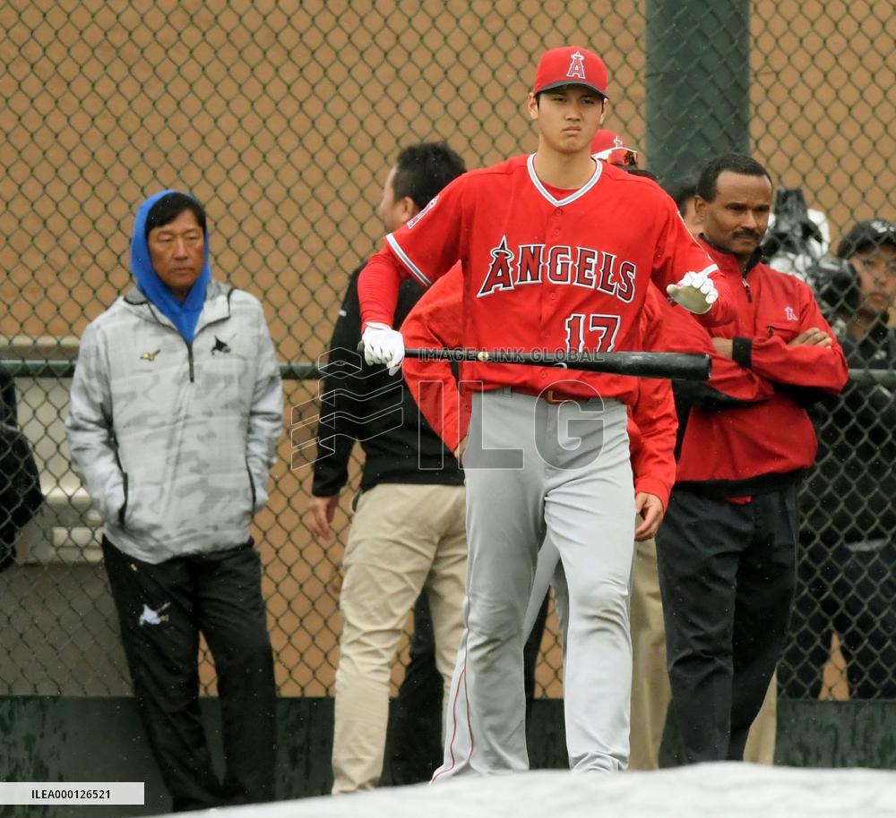 Baseball: Ohtani at Angels spring training