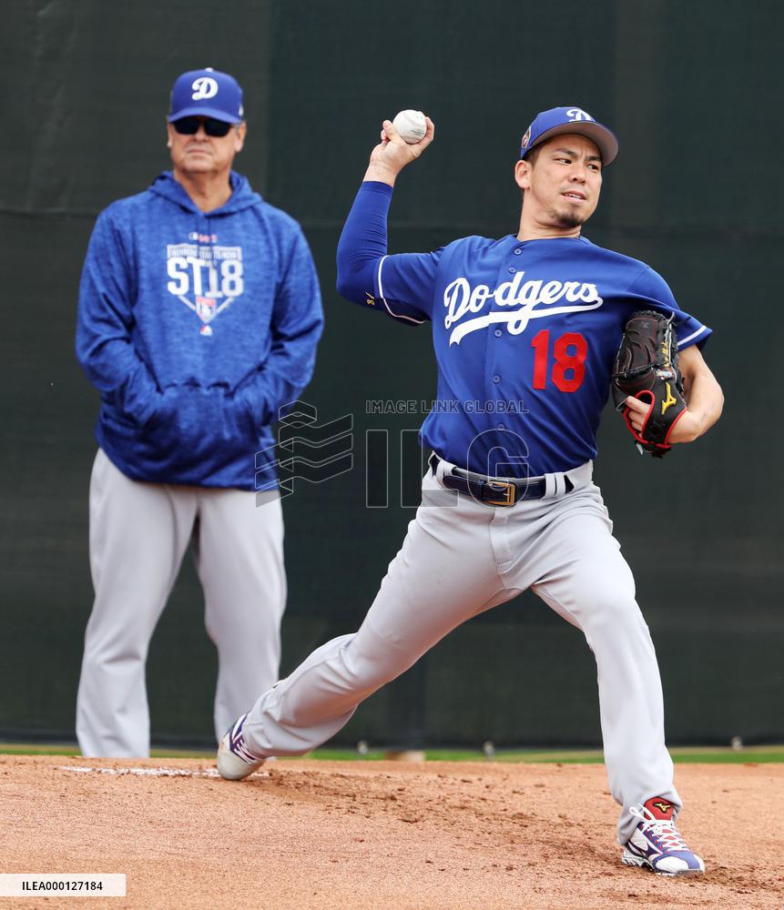 Baseball: Maeda at Dodgers spring training